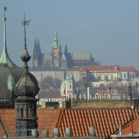 Otel The Palace And 4*