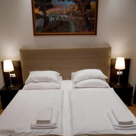The Palace And 4* Prag